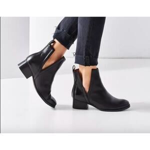 Jeffrey Campbell Oriley Cutout Ankle Black Leather Boot 7.5 Fall Classic Boho
